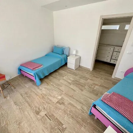 빌라 Luce D'alba 이솔라 알바렐라