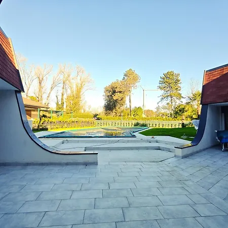 Luce D'alba Villa *
