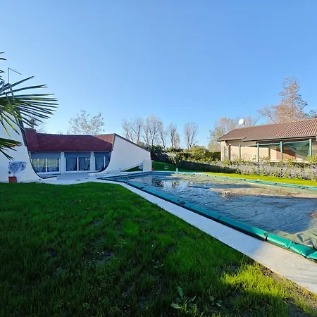 Luce D'alba Villa